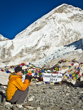 Elia Saikaly with Zacuto gear at Mt. Everest!